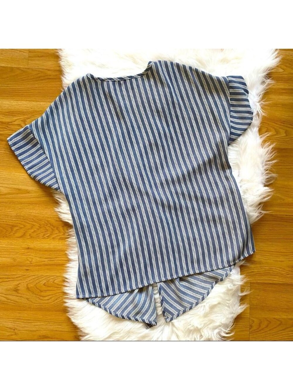 Top Short Sleeve Striped Front Knot Blue - Picture 2 of 5